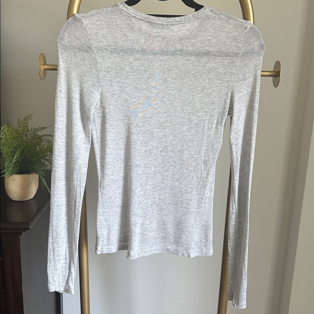 ZARA gray long sleeve tshirt (size Medium) ✨ - Picture 4 of 4